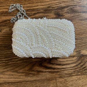 Lulus pearl purse Bridal NWOT